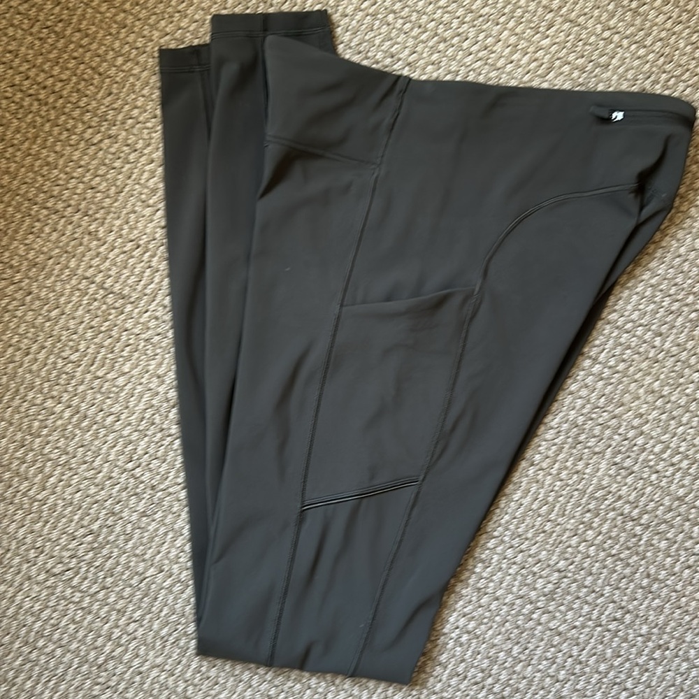 Lululemon Speed Up Tight 31" - Dark Olive sz 8 - Picture 9 of 10